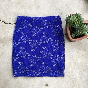 ⚫️Gold Floral Laced Skirt